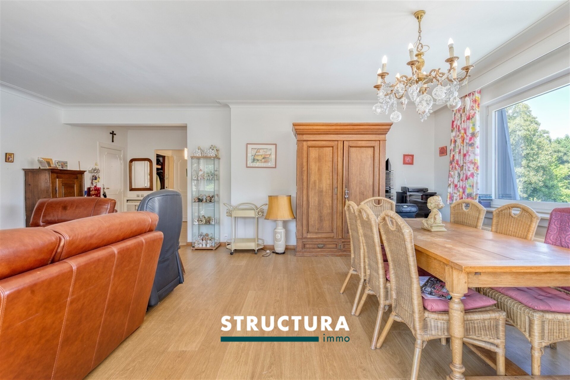 Appartement te koop in LAKEN (BRU.)