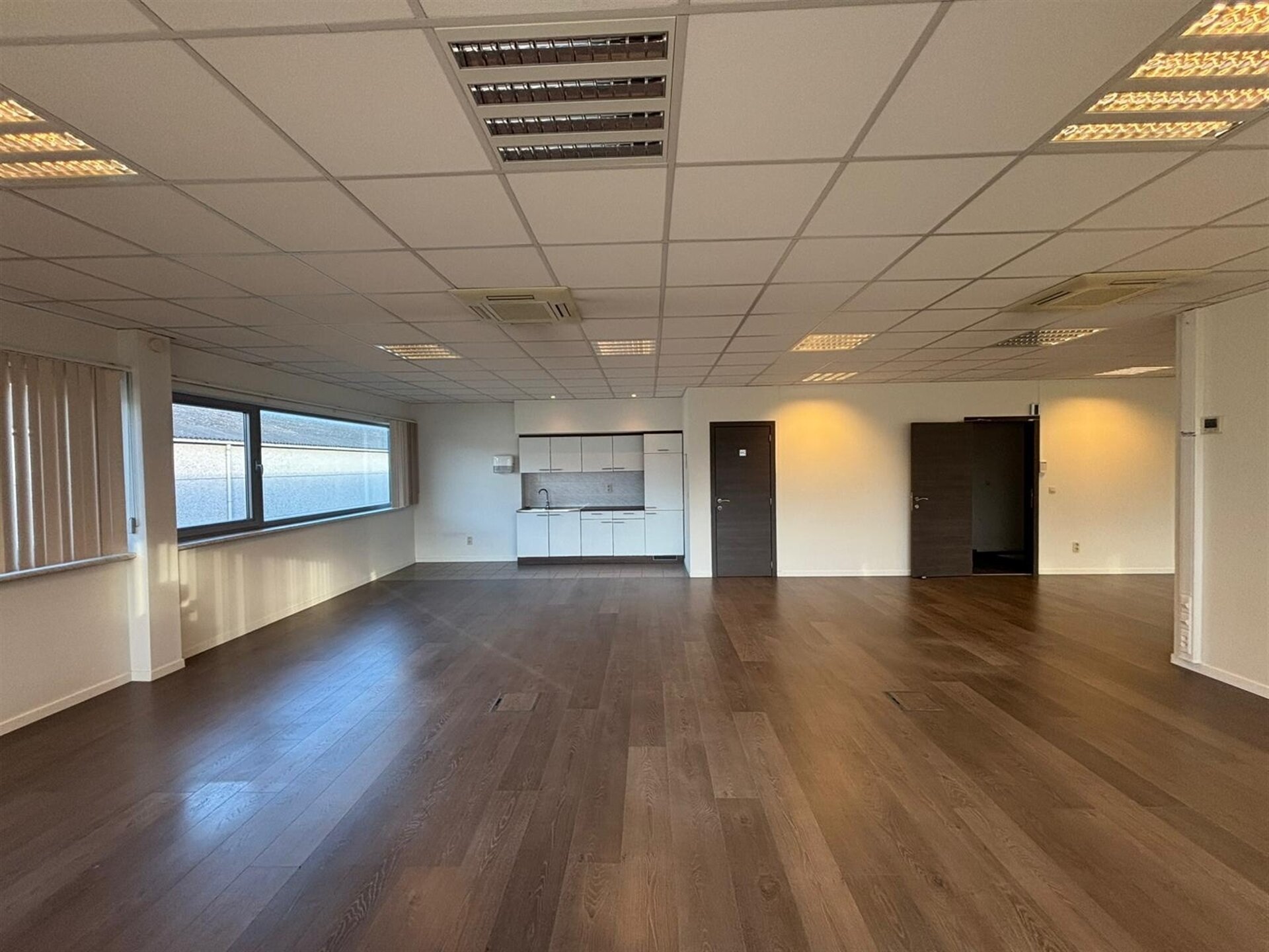 Atelier &agrave; vendre &agrave; MERCHTEM