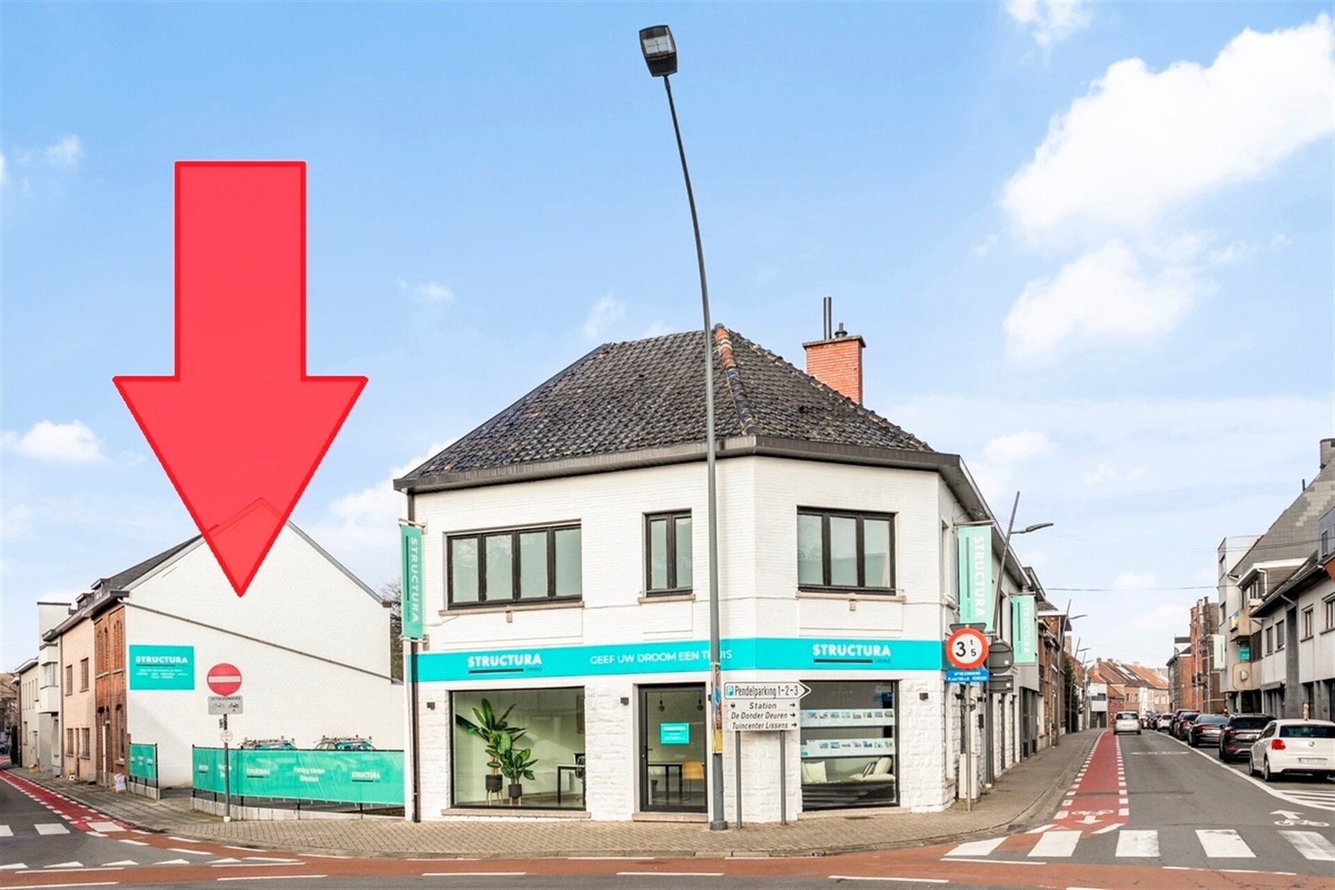 Autostaanplaats binnen te huur in OPWIJK