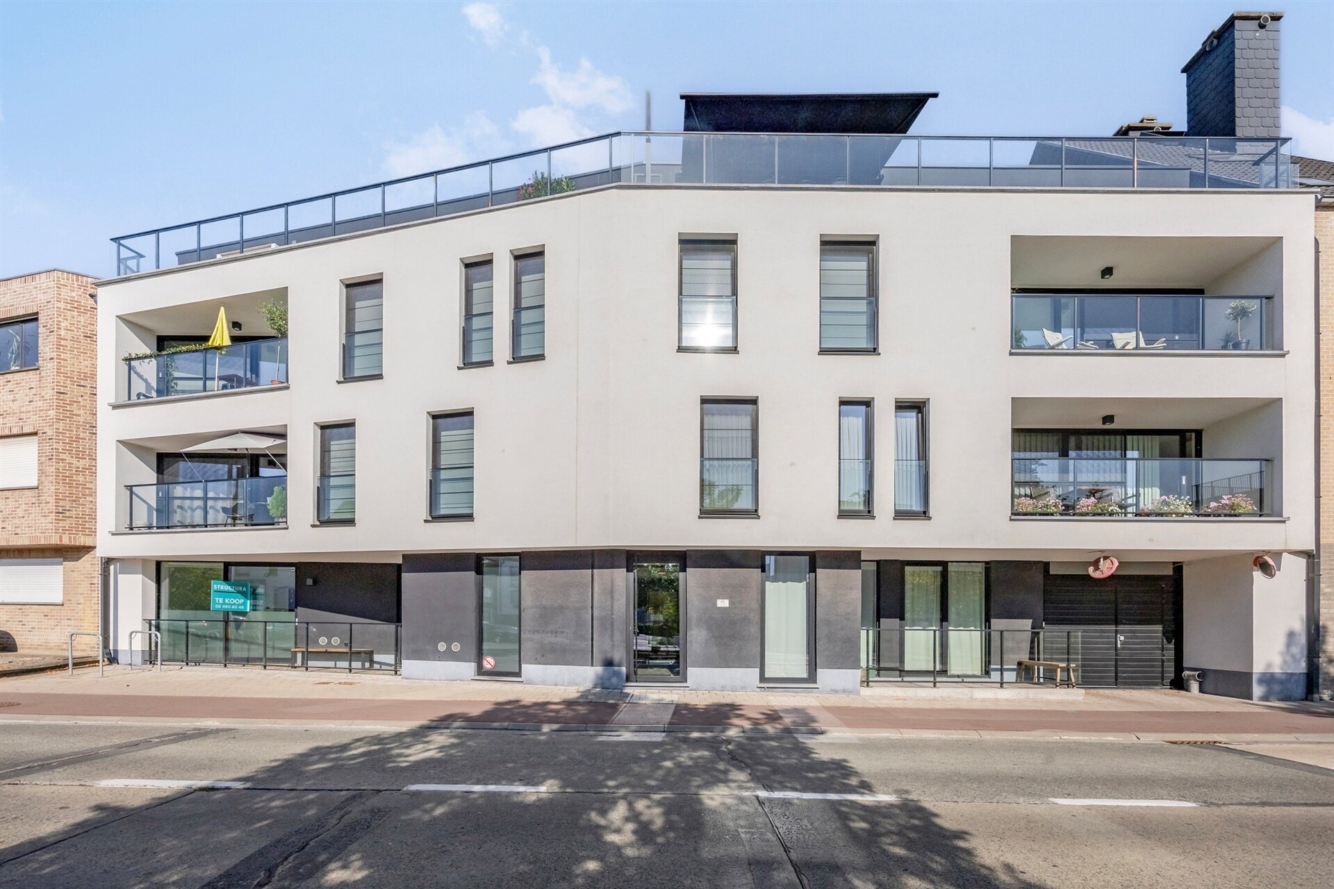 Commerce-Bureaux-Rapport à vendre à MERCHTEM