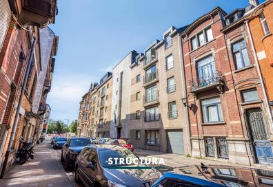 Appartement te koop in LAKEN (BRU.)