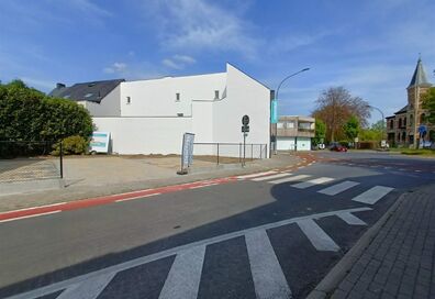 Autostaanplaats te huur in OPWIJK