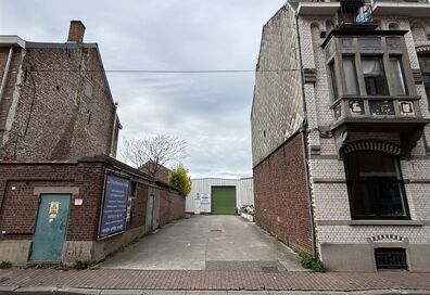 Entrep&ocirc;t &agrave; vendre &agrave; MERCHTEM