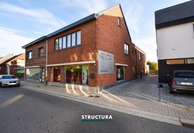 Handelsgelijkvloers te huur in BUGGENHOUT