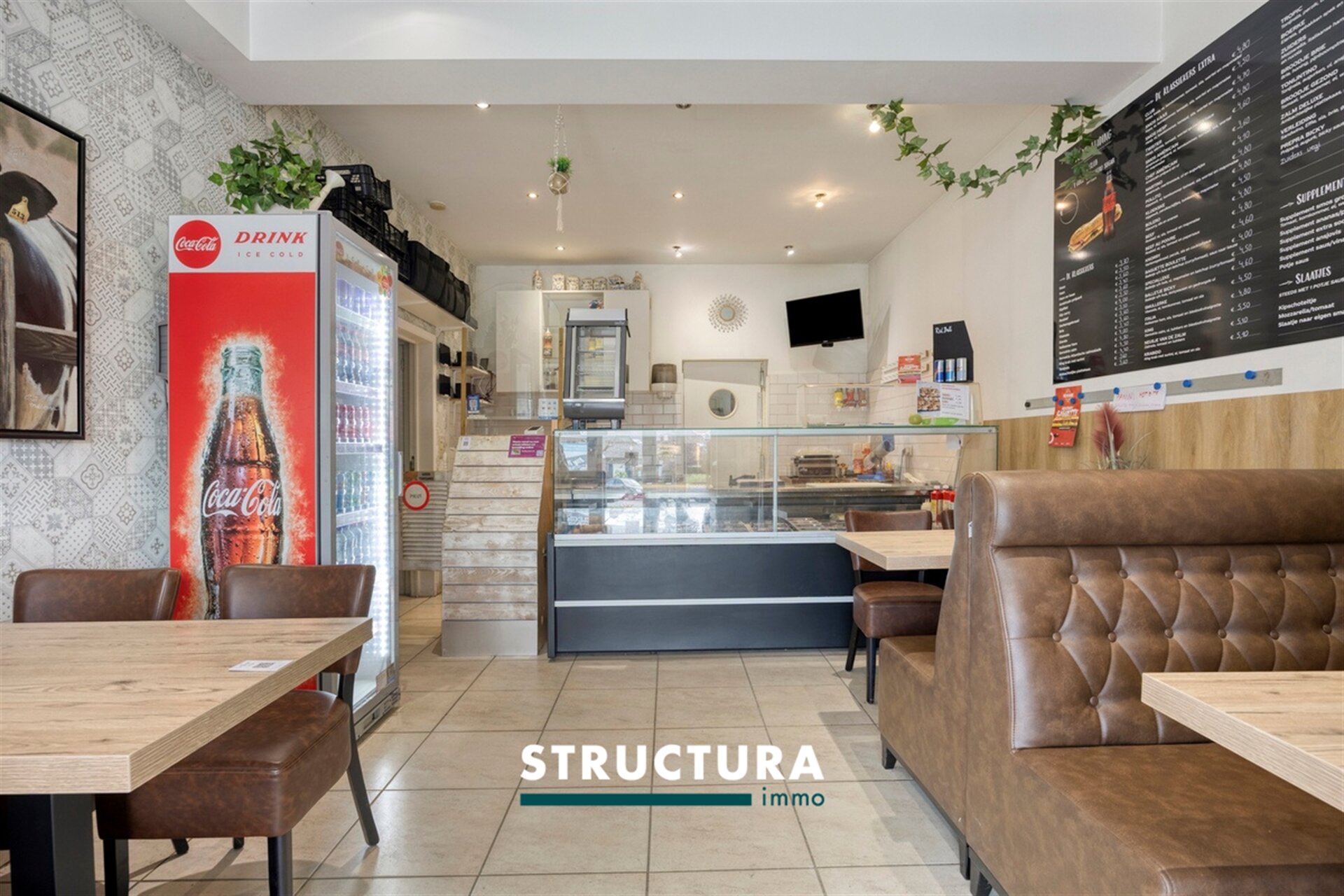 Rez-de-chauss&eacute;e commercial &agrave; vendre &agrave; LEBBEKE