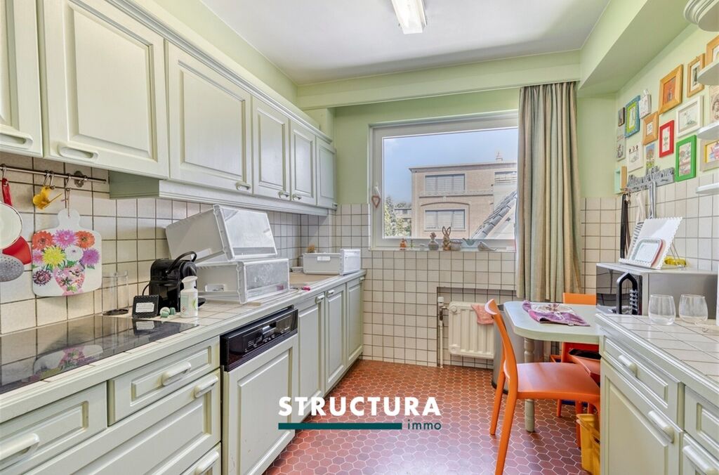 Appartement te koop in LAKEN (BRU.)