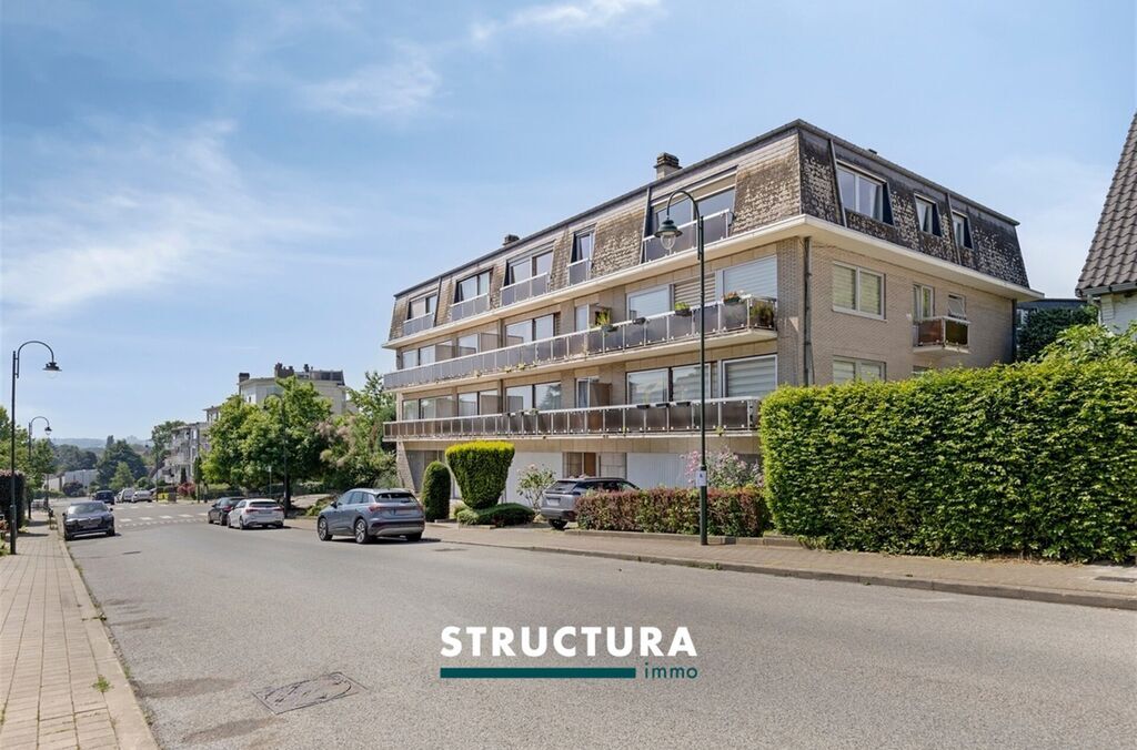 Appartement te koop in LAKEN (BRU.)