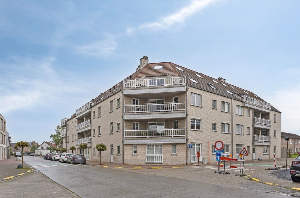 Gelijkvloers appartement te koop in MERCHTEM