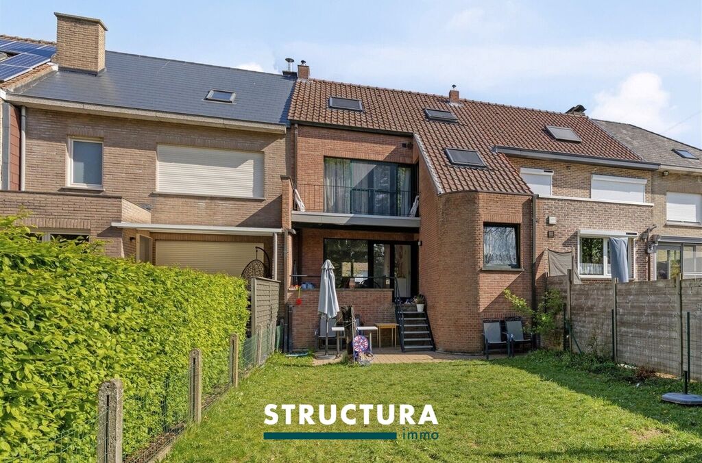 Appartementsgebouw te koop in MERCHTEM