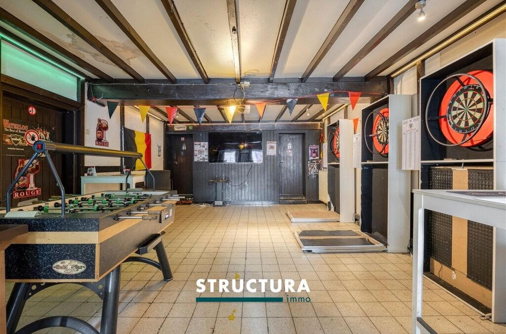 Bien de commerce a. maison &agrave; vendre &agrave; MERCHTEM