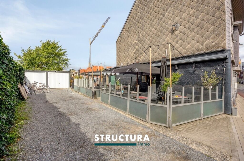 Bien de commerce a. maison &agrave; vendre &agrave; MERCHTEM
