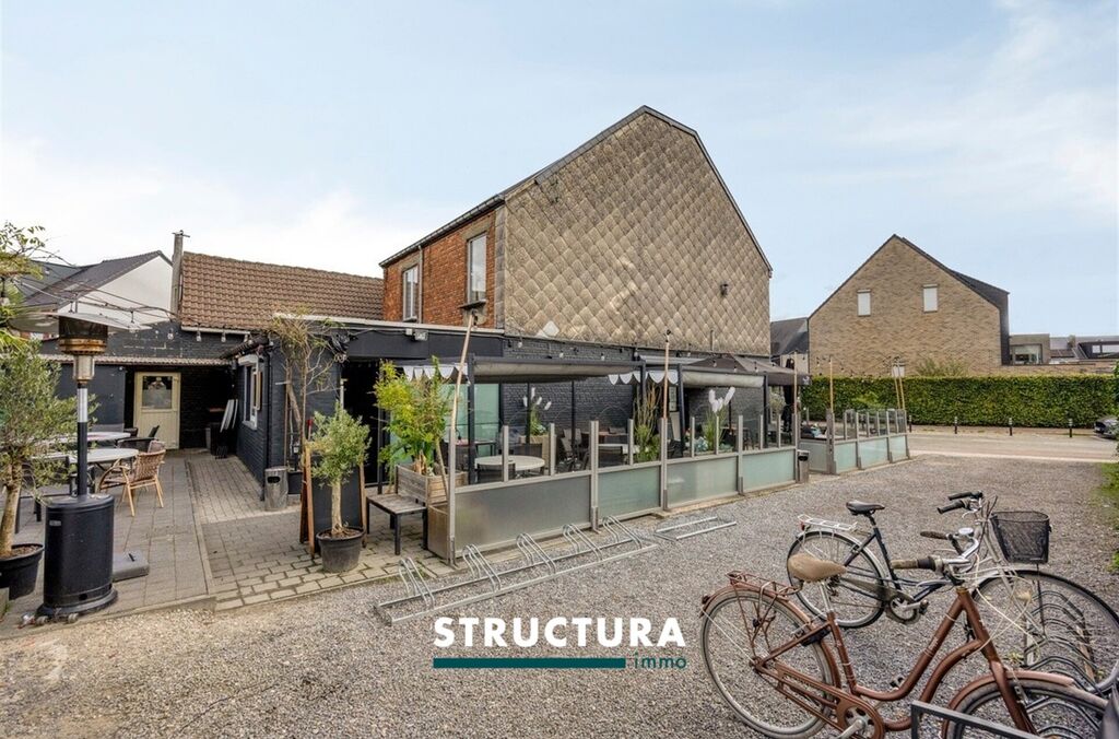 Bien de commerce a. maison &agrave; vendre &agrave; MERCHTEM