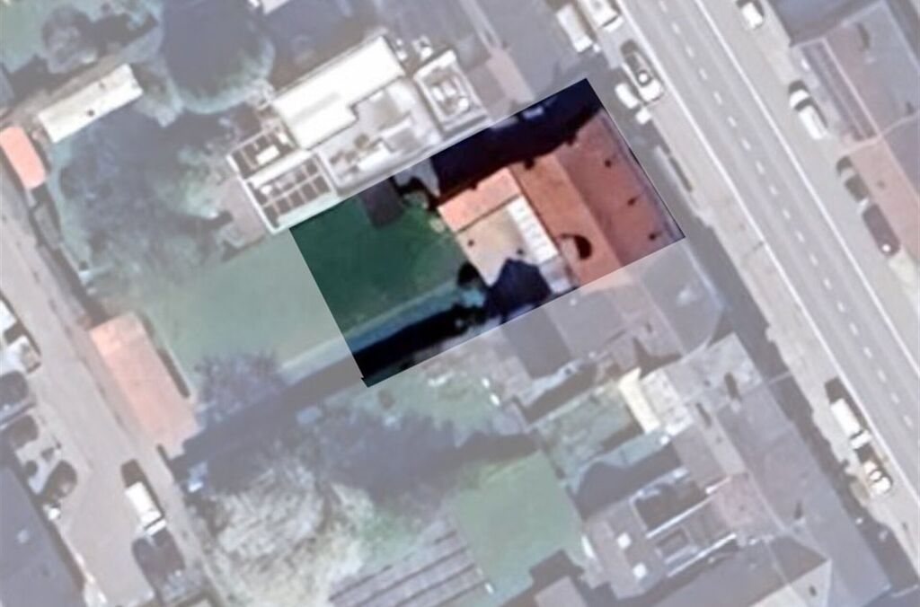 Bien de commerce a. maison &agrave; vendre &agrave; OPWIJK