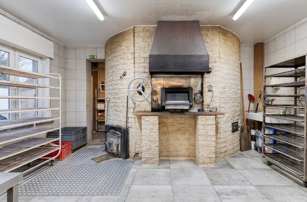 Bien de commerce a. maison &agrave; vendre &agrave; VILVOORDE