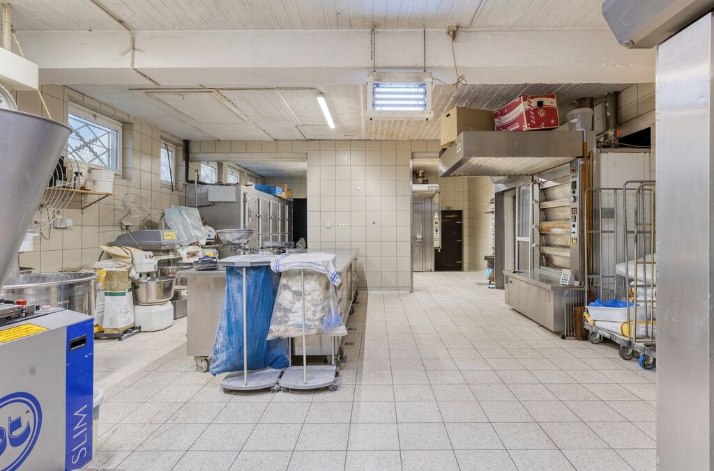 Bien de commerce a. maison &agrave; vendre &agrave; VILVOORDE