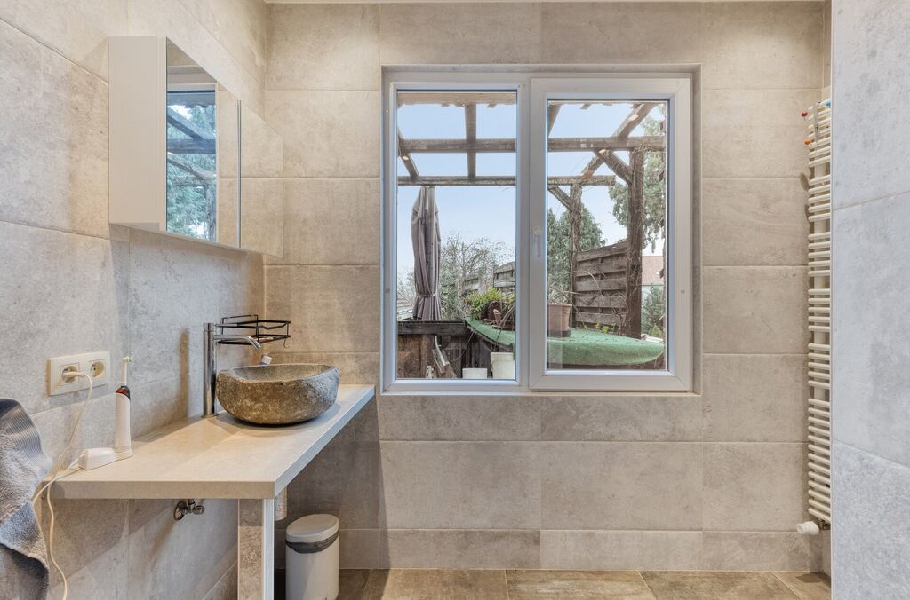 Bien de commerce a. maison &agrave; vendre &agrave; VILVOORDE