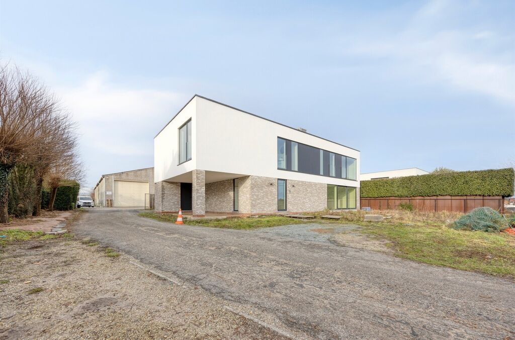 Commerce-Bureaux-Rapport &agrave; louer &agrave; ASSE