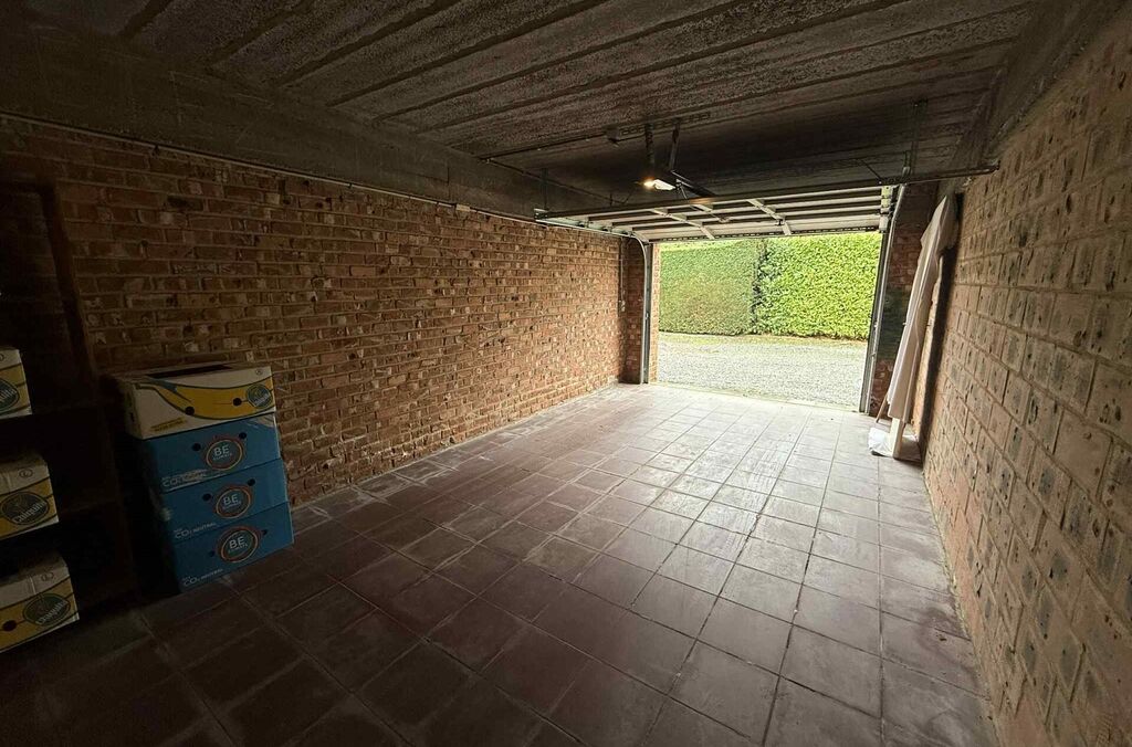 Garage-kelder te huur in SINT-AGATHA-BERCHEM