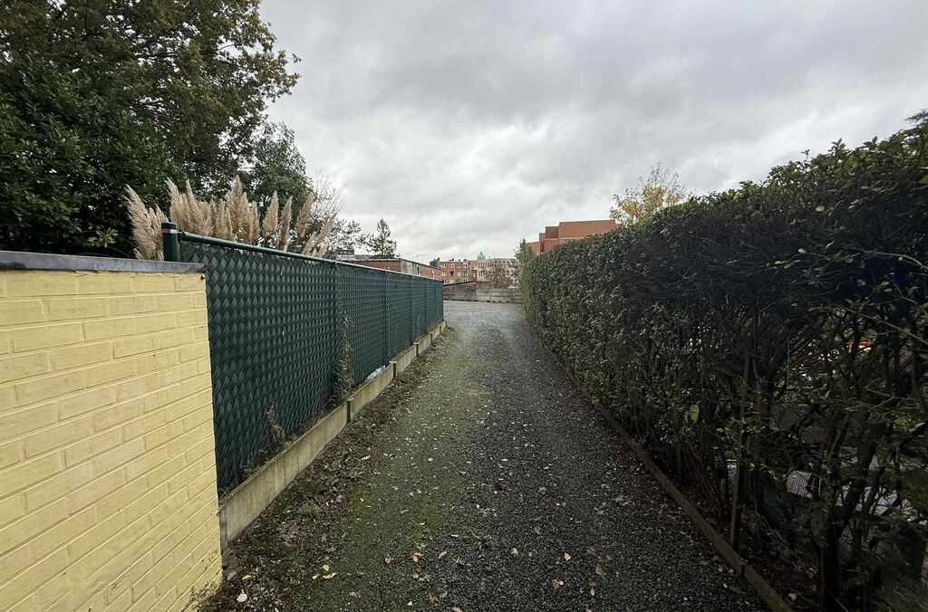 Garage-kelder te huur in SINT-AGATHA-BERCHEM