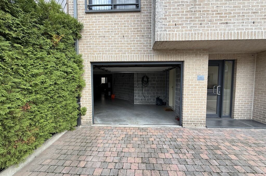 Garages / dépots à vendre à MERCHTEM