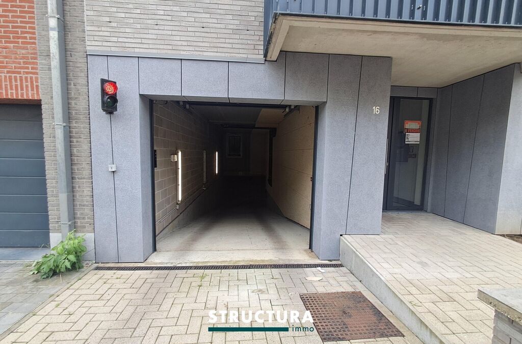 Garages / d&eacute;pots &agrave; vendre &agrave; WEMMEL