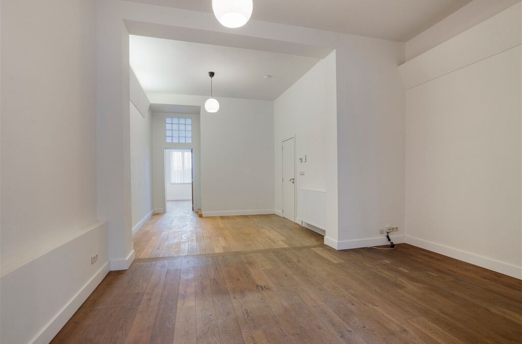 Gelijkvloers appartement te huur in AALST