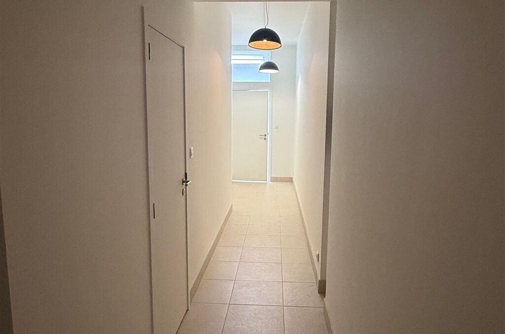 Gelijkvloers appartement te huur in AALST
