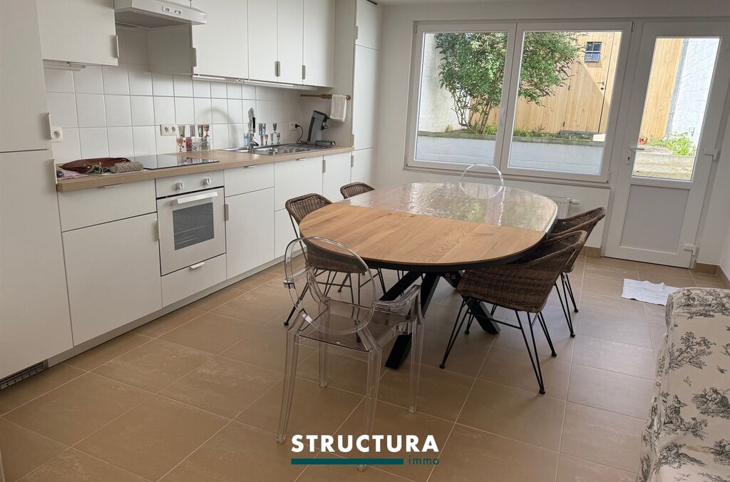 Gelijkvloers appartement te huur in AALST