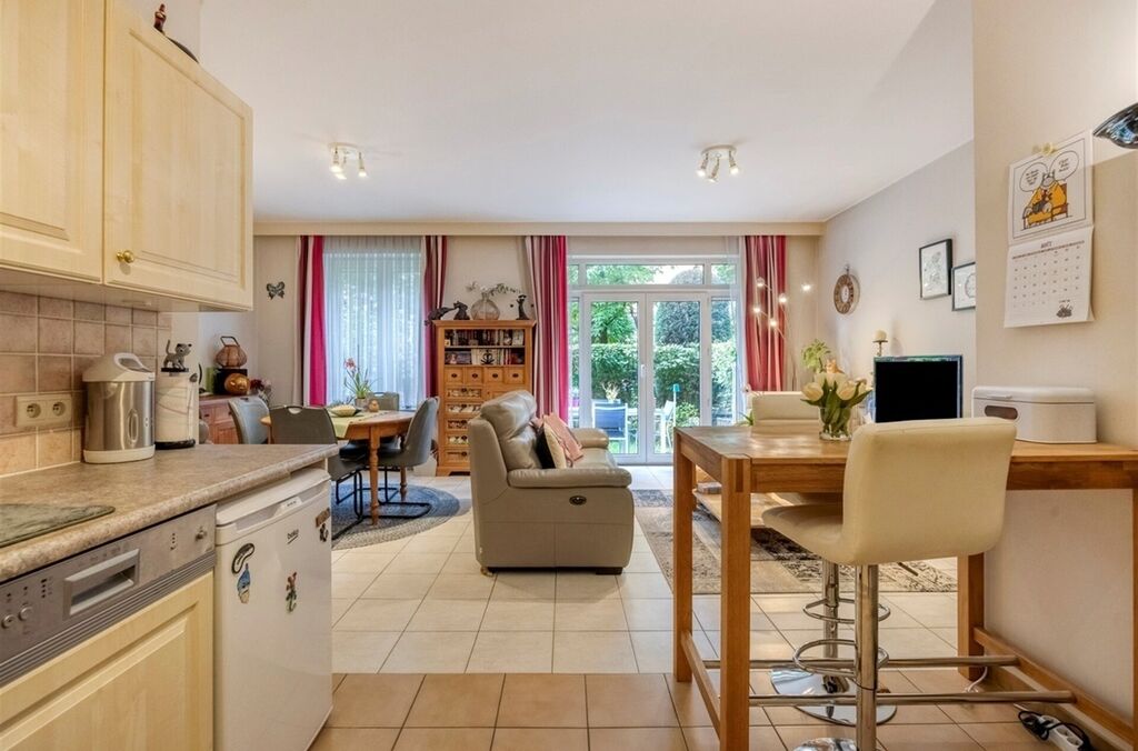 Gelijkvloers appartement te huur in JETTE