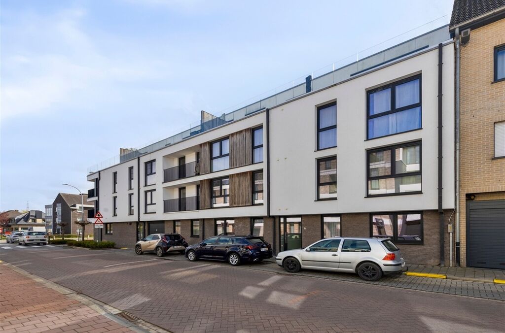 Gelijkvloers appartement te koop in MERCHTEM