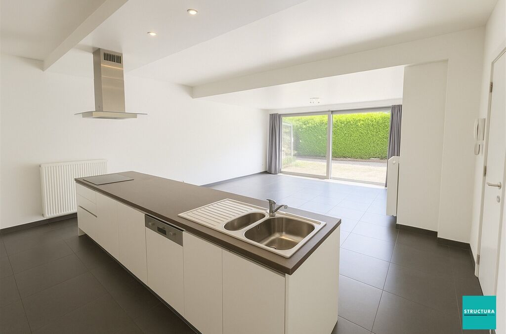 Gelijkvloers appartement te koop in MERCHTEM