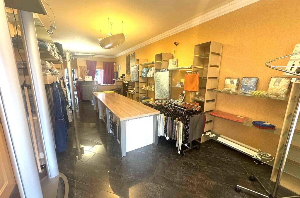 Handel-kantoor-opbrengst te huur in LAKEN (BRU.)