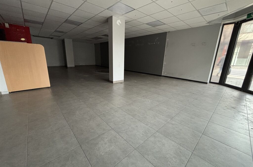 Handelsgelijkvloers te huur in AALST