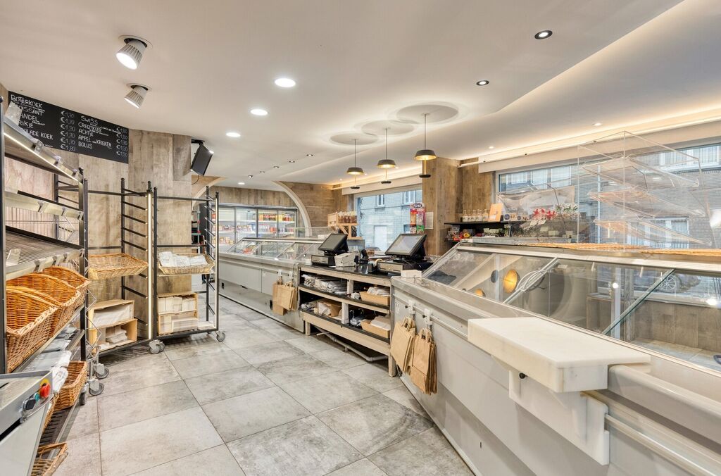 Handelspand met woonst te koop in VILVOORDE