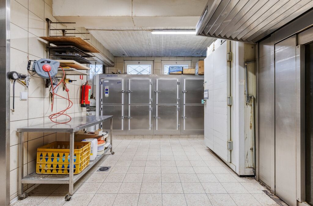 Handelspand met woonst te koop in VILVOORDE