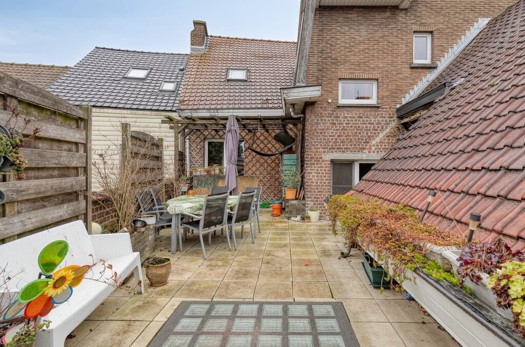 Handelspand met woonst te koop in VILVOORDE