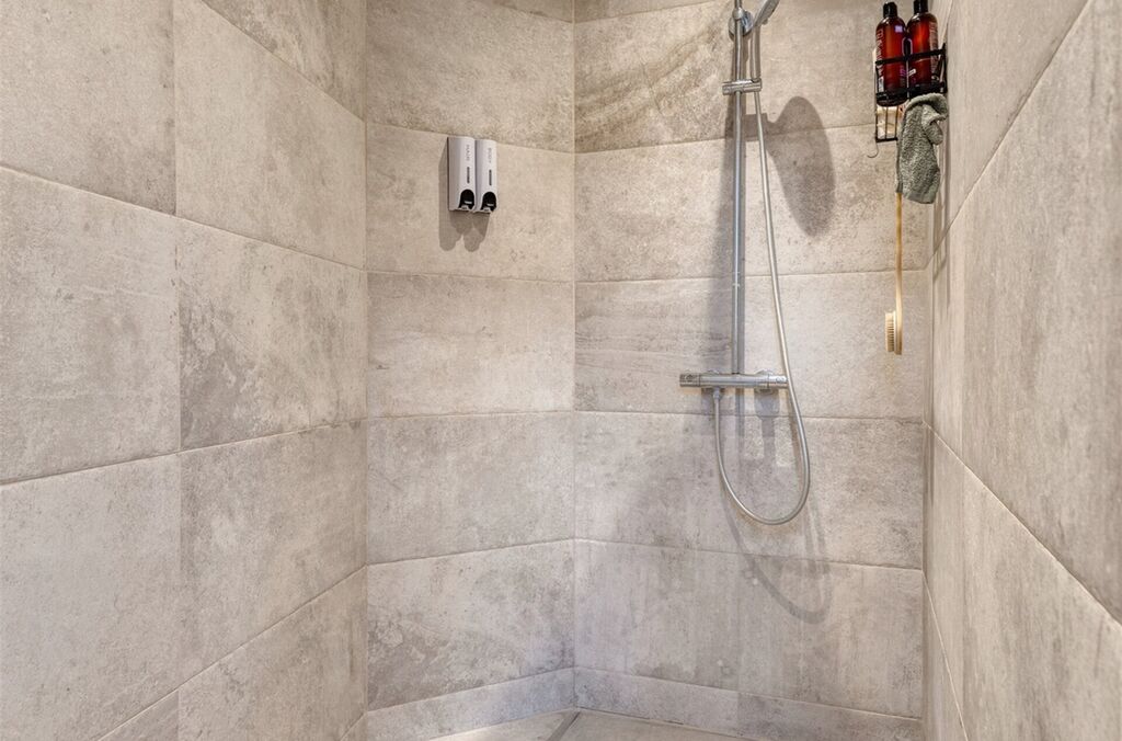 Handelspand met woonst te koop in VILVOORDE