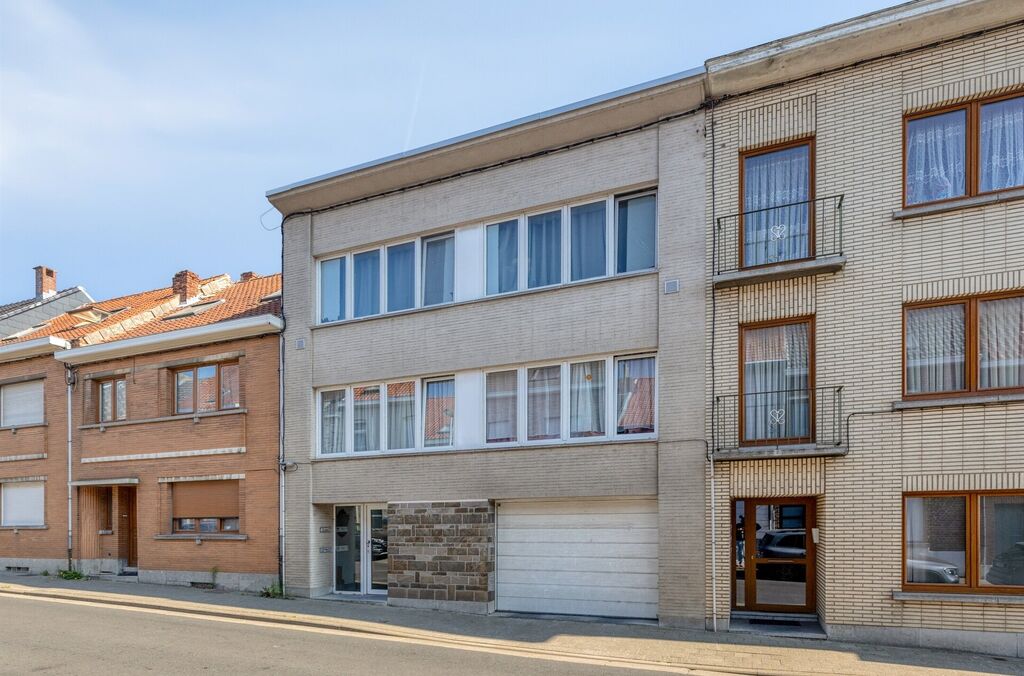 Immeuble de rapport à vendre à ASSE