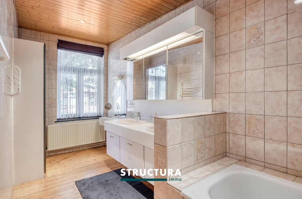 Maison &agrave; vendre &agrave; BERCHEM-SAINTE-AGATHE