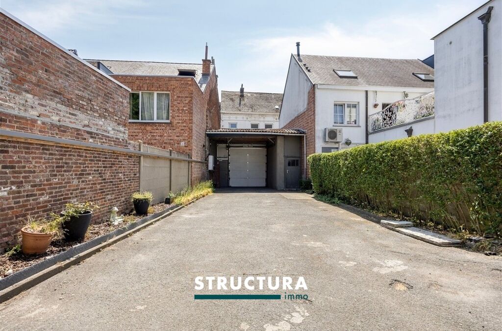 Maison avec atelier &agrave; vendre &agrave; LEBBEKE