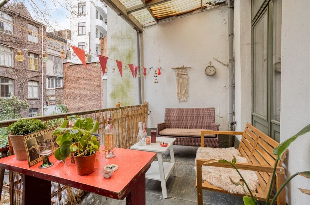 Opbrengst te koop in SINT-JANS-MOLENBEEK