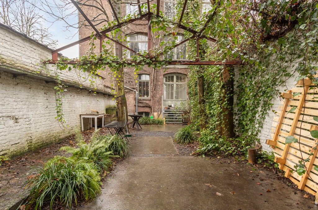 Opbrengst te koop in SINT-JANS-MOLENBEEK