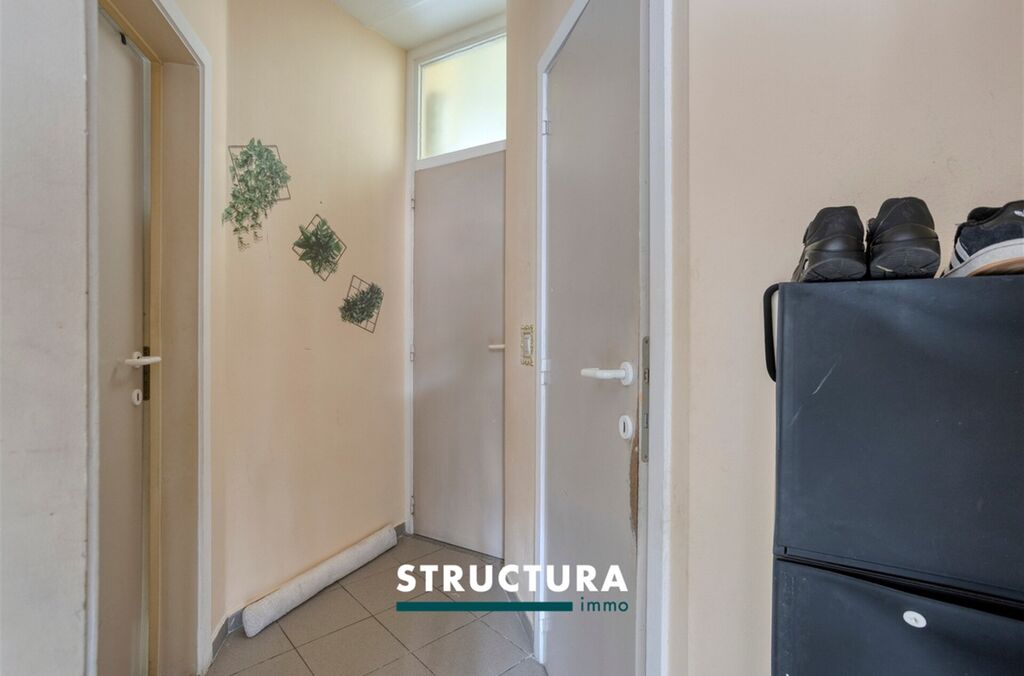 Opbrengsteigendom te koop in LAKEN (BRU.)