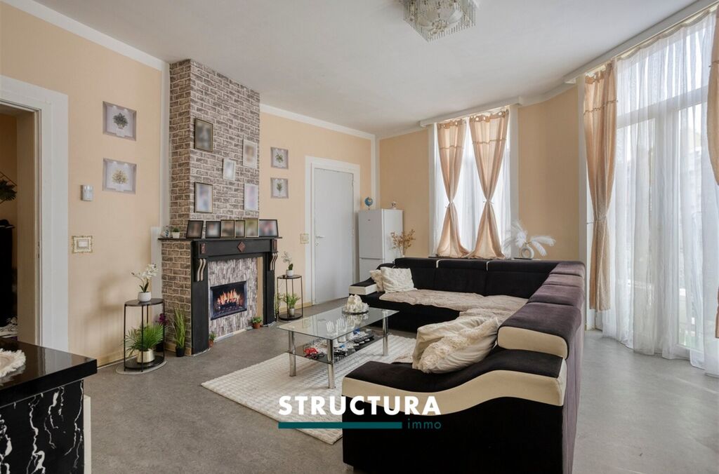 Opbrengsteigendom te koop in LAKEN (BRU.)