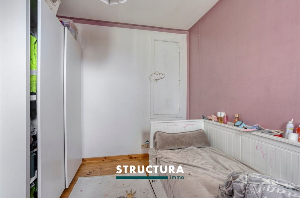 Opbrengsteigendom te koop in LAKEN (BRU.)