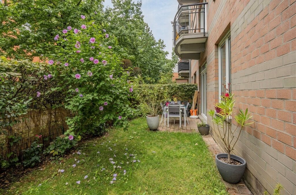 Rez-de-Chaussée à vendre à JETTE