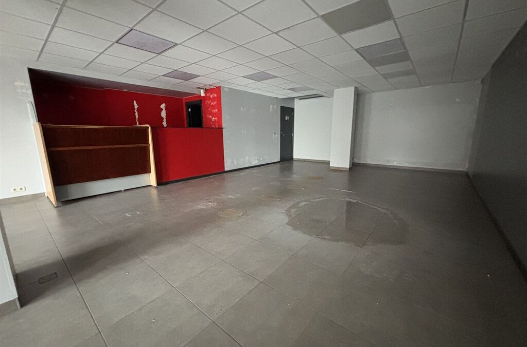 Rez-de-chauss&eacute;e commercial &agrave; louer &agrave; AALST