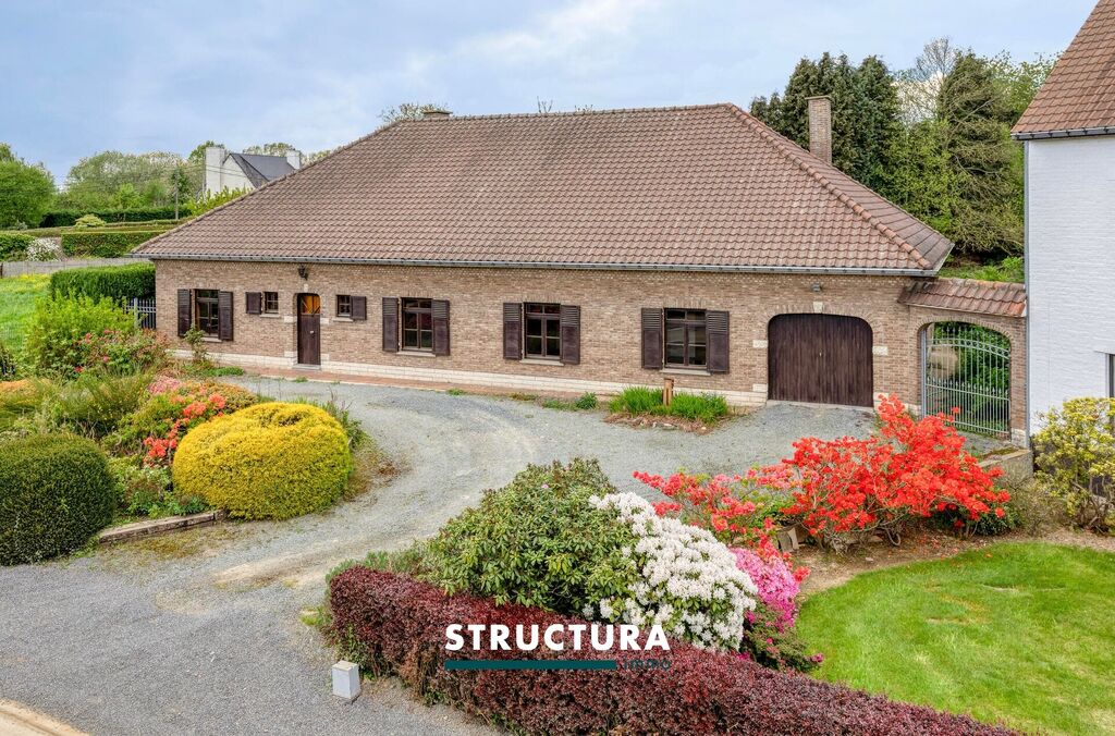 Villa te koop in BRUSSEGEM