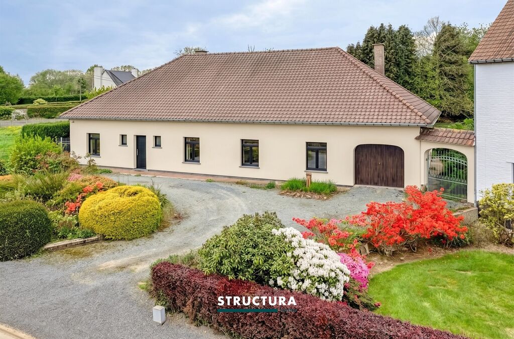 Villa te koop in BRUSSEGEM