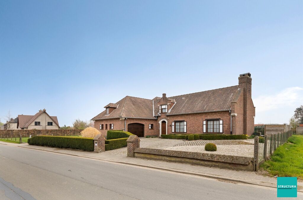 Villa te koop in MERCHTEM
